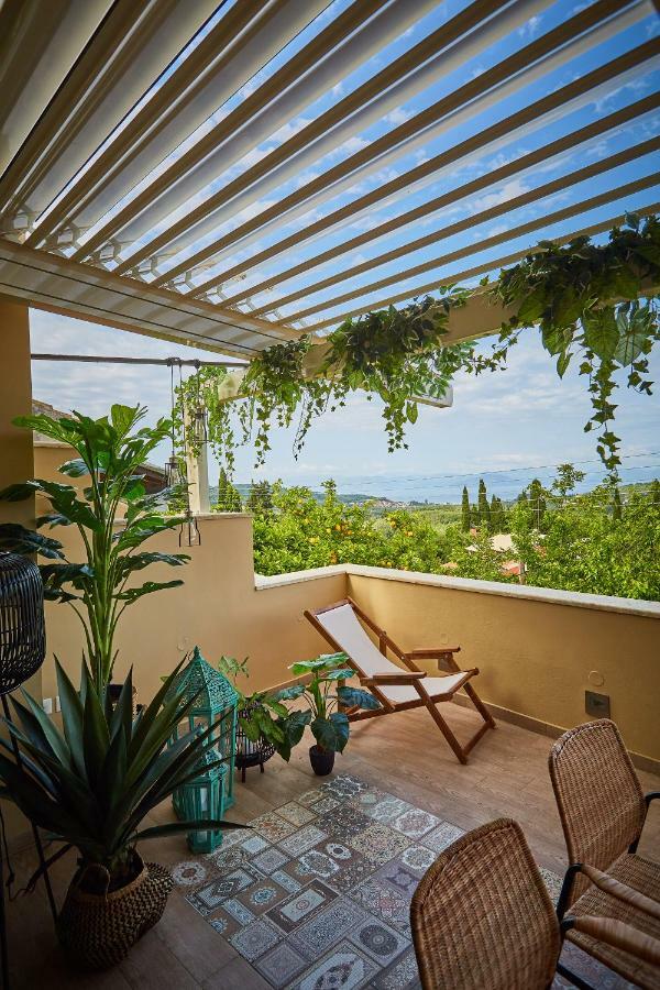 Lianelia Luxury Village House Argyrades 外观 照片